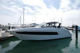 2016 Cruisers 390 EXPRESS
