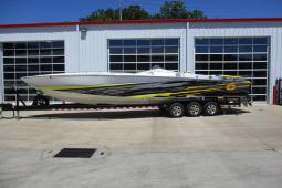 2001 Cigarette 38 Top Gun