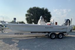 2019 Blue Wave 2400 Purebay