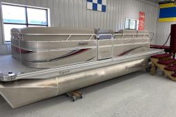 2020 Qwest LS 820 Splash bar