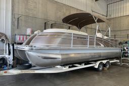 2014 Bennington 2575 QCW Closed Stern