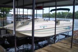 1995 Rinker Flotilla III