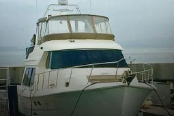 2002 Hampton 490 Pilot House
