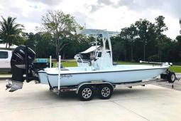2018 Yellowfin 24 Bay CE