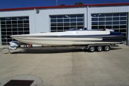 2004 Spectre 36 Poker Run