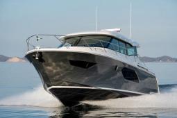 2019 Tiara 49 COUPE