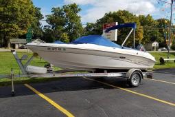 2004 Sea Ray 185 Outboard Sport