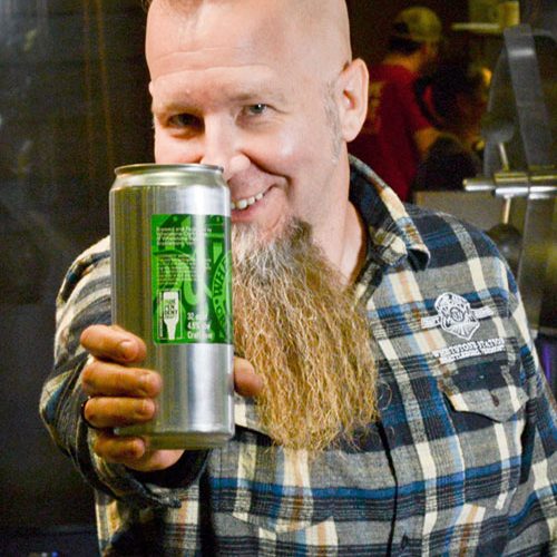 INDEPENDENT BREWER MILESTONE: 3,000 SIGN FOR THE SEAL