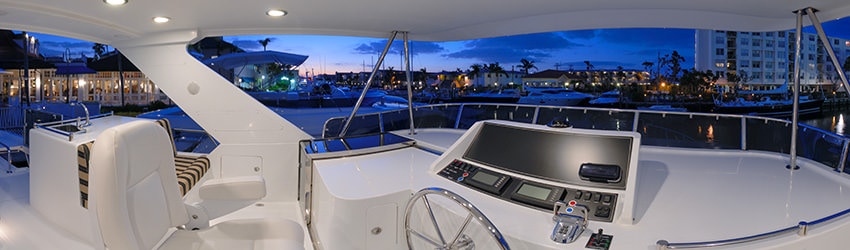 Ocean Alexander 58, Flybridge