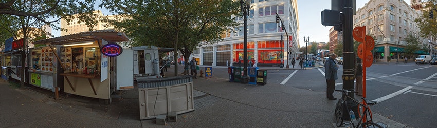 SW 10th Ave & SW Alder St, Portland OR