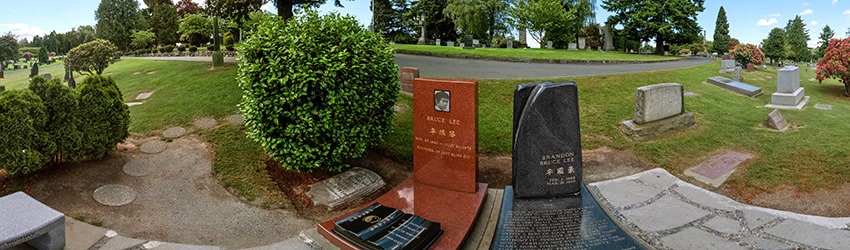 Graves of Bruce Lee & Brandon Lee, Lake View Cemetery, Seattle WA