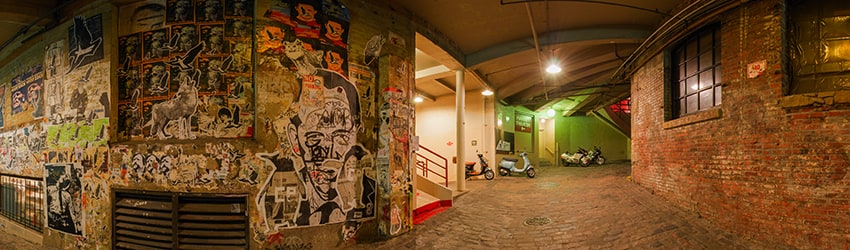 Post Alley, Pike Place Market, Seattle WA