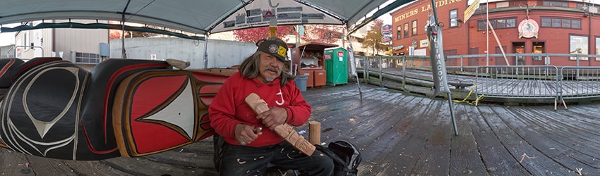 Rick Williams, John T Williams Memorial Totem Pole Project, Seattle WA