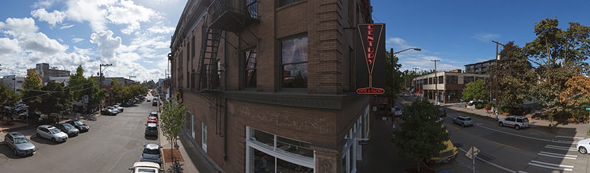 10th Ave & Pine St, Capitol Hill, Seattle WA