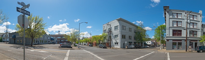 Main St & Cass Ave, Roseburg OR