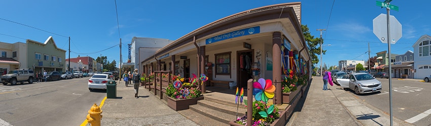 Maple St & Bay St, Florence OR