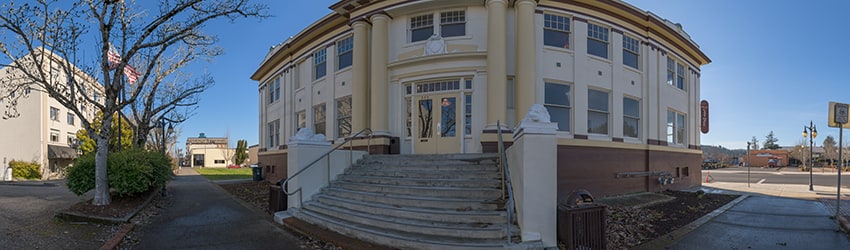 Old City Hall, Central Ave & S 4th St, Coos Bay OR