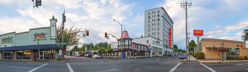 Hwy 101 & Commercial Ave, Coos Bay OR