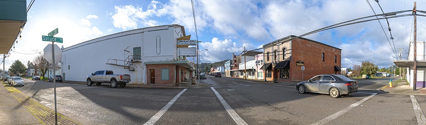 Spruce St & 6th St, Myrtle Point OR