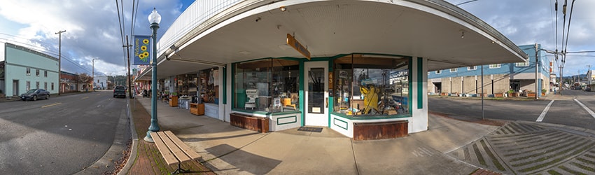 Spruce St & 5th St, Myrtle Point OR