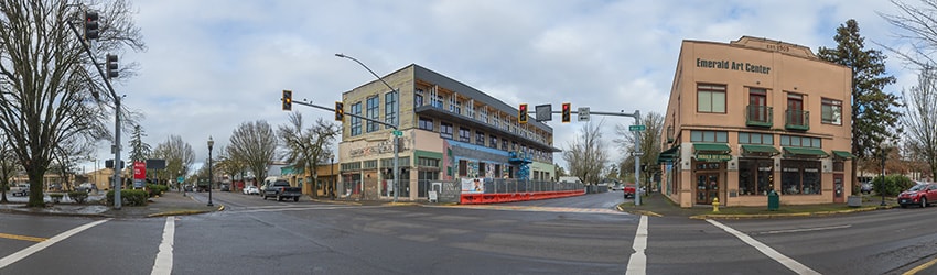 5th & Main St, Springfield OR