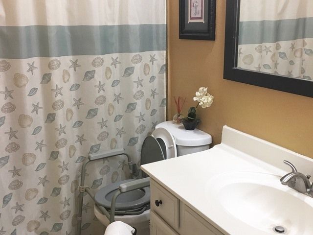 LA BELLA VITA ASSISTED LIVING HOME