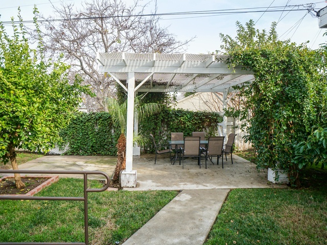 Gallery Image for NESTLE PLACE SENIOR CARE FACILITY in RESEDA, CA