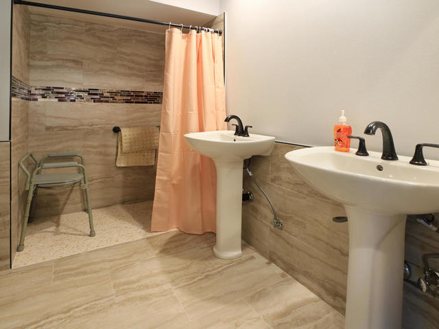 Gallery Image for GOLDEN COAST SENIOR LIVING - ADRIANA ONE in MISSION VIEJO, CA