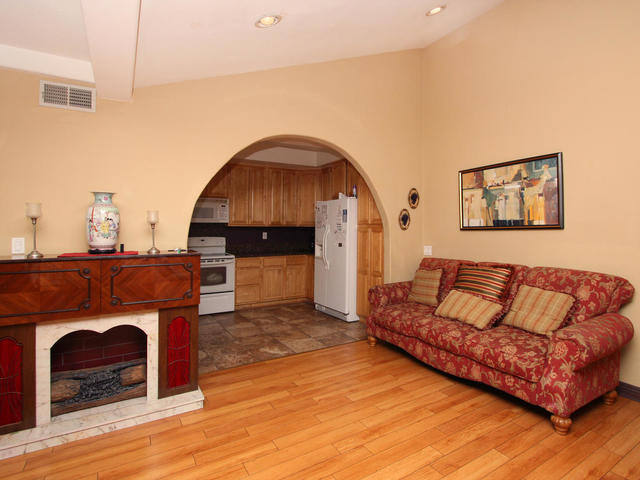 Gallery Image for GOLDEN COAST SENIOR LIVING - DE SALLE in LAGUNA HILLS, CA