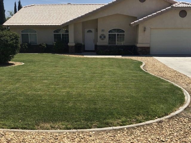 Gallery Image for CHANTILLY LACE MANOR in HESPERIA, CA