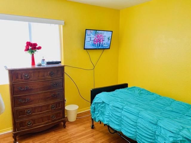 DOVE TREE MANOR - Assisted Living Home photo 6 in RIALTO, CA