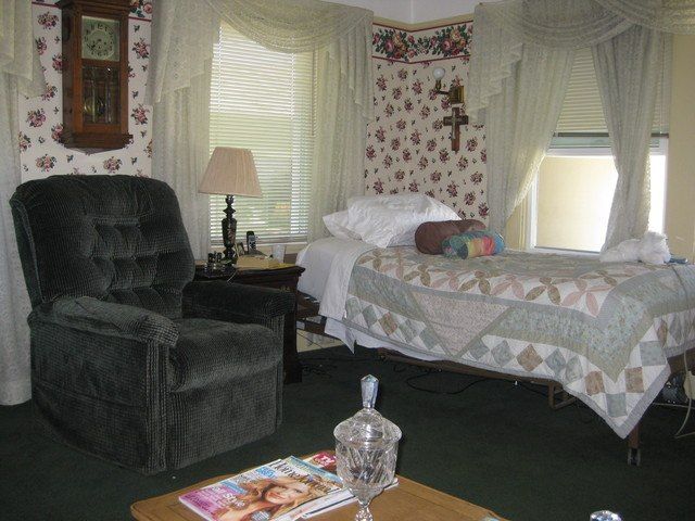 CRESTVIEW MANOR, INC. - Assisted Living Home photo 17 in ESCONDIDO, CA