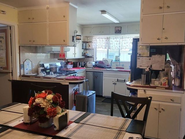 Gallery Image for BURBANK MANOR in SANTA ROSA, CA