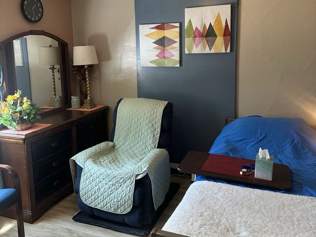 Gallery Image for BURBANK MANOR in SANTA ROSA, CA