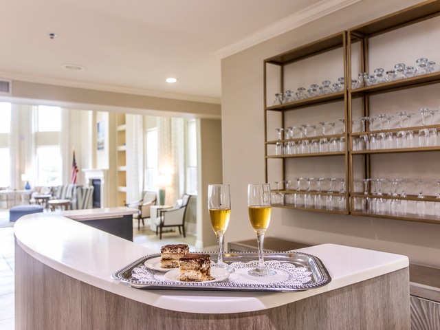 Gallery Image for VERANDA OF PENSACOLA, INC in PENSACOLA, FL