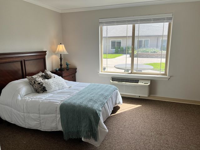 HIGH PLAINS ALZHEIMER'S SPECIAL CARE CENTER