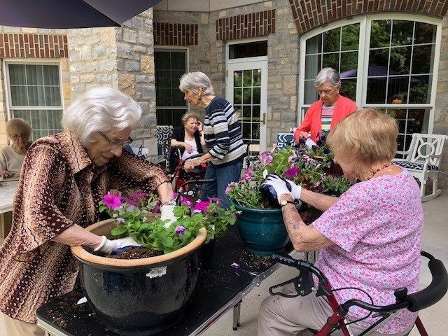 CREEKSIDE AT THE VILLAGE