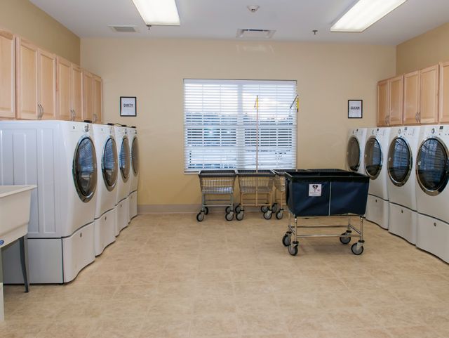 Gallery Image for DANBURY SENIOR LIVING BROADVIEW HEIGHTS in BROADVIEW HEIGHTS, OH