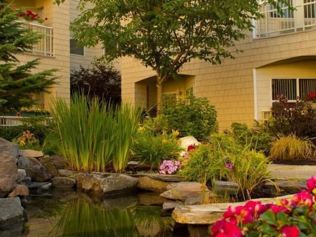 Hearthstone at Murrayhill - Assisted Living Home photo 2 in Beaverton, OR