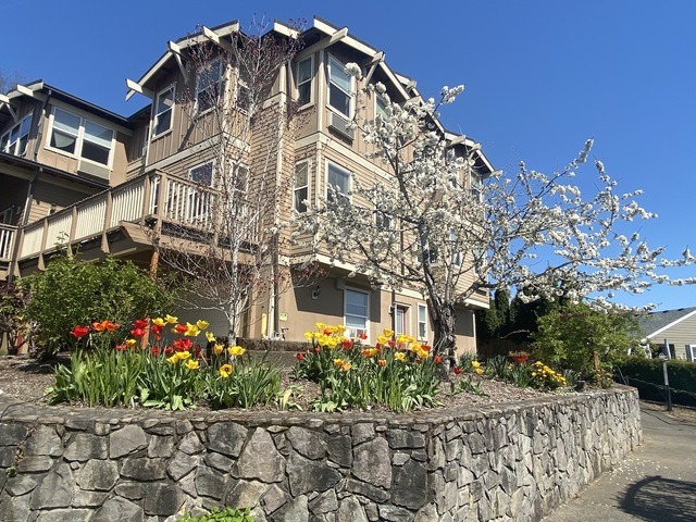 Gallery Image for Elite Care Oatfield Estates - Tabor House in Milwaukie, OR