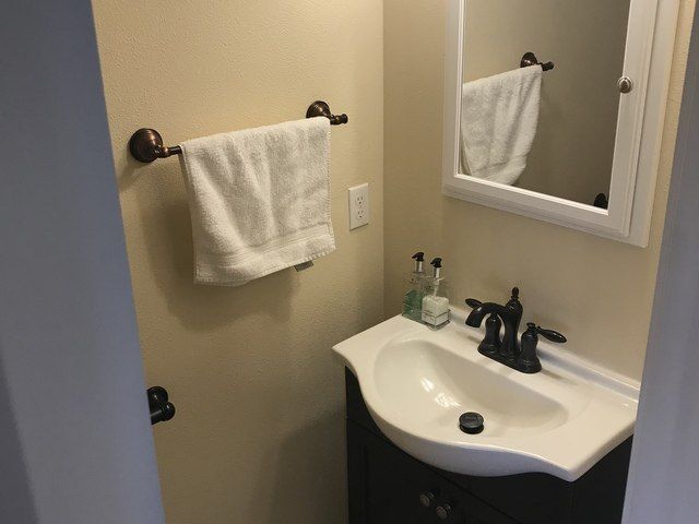 Raveca Nutas - Assisted Living Home photo 3 in Gresham, OR