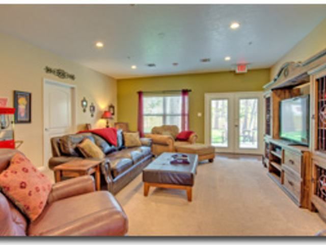 The Pines At Oakhurst