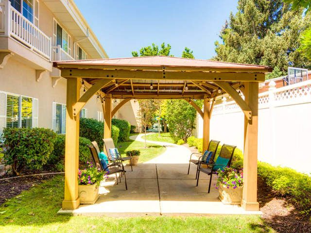 THE WENTWORTH AT EAST MILLCREEK