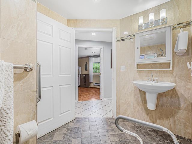 GOLDEN PINE - Assisted Living Home photo 11 in REDMOND, WA