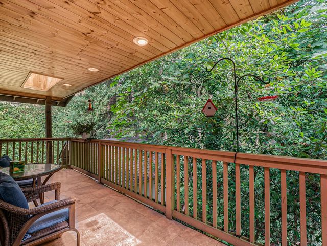 GOLDEN PINE - Assisted Living Home photo 14 in REDMOND, WA