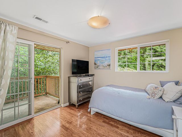 GOLDEN PINE - Assisted Living Home photo 15 in REDMOND, WA