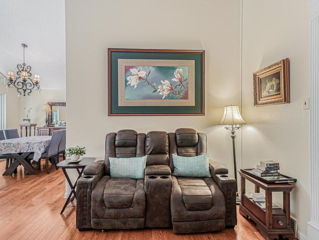 GOLDEN PINE - Assisted Living Home photo 16 in REDMOND, WA