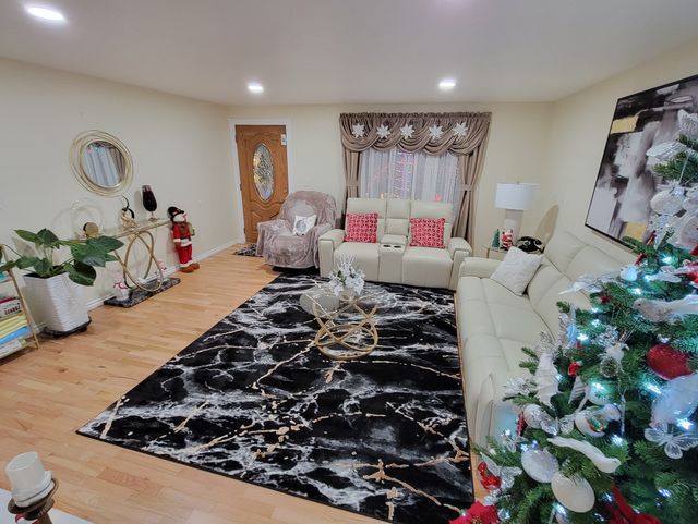 Gallery Image for KINGSGATE CARELAND ADULT FAMILY HOME in KIRKLAND, WA