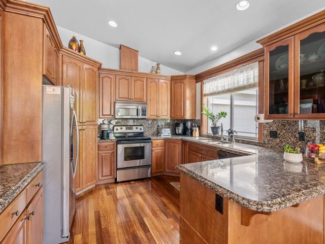 At Victoria's Family Home - Assisted Living Home photo 5 in Vancouver, WA