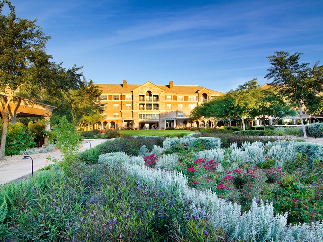 Gallery Image for VI AT SILVERSTONE, A VI AND PLAZA COMPANIES COMMUN in SCOTTSDALE, AZ